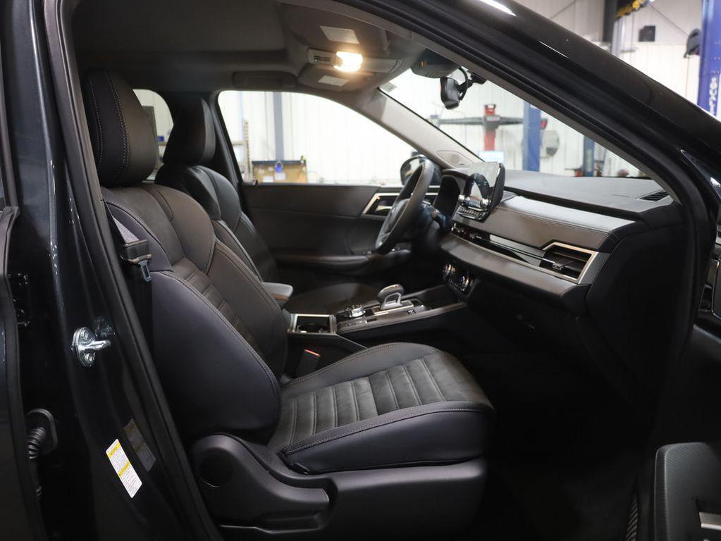 new 2025 Mitsubishi Outlander PHEV car, priced at $43,510