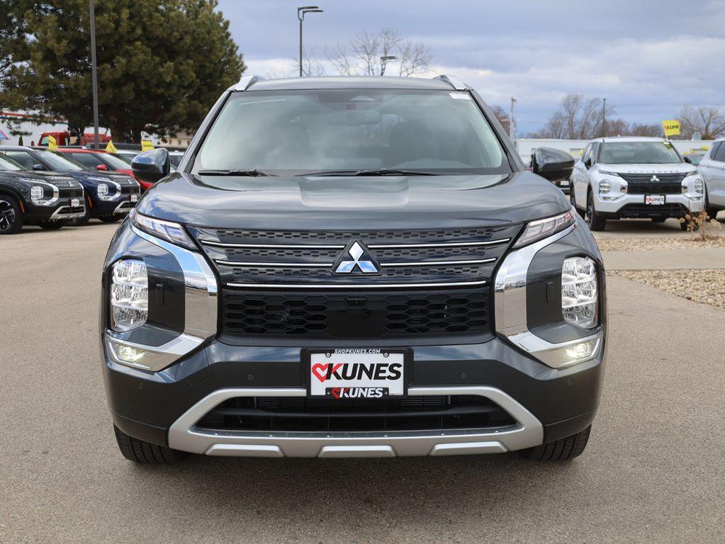 new 2025 Mitsubishi Outlander PHEV car, priced at $43,510