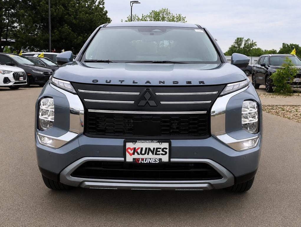 new 2026 Mitsubishi Outlander car, priced at $35,017