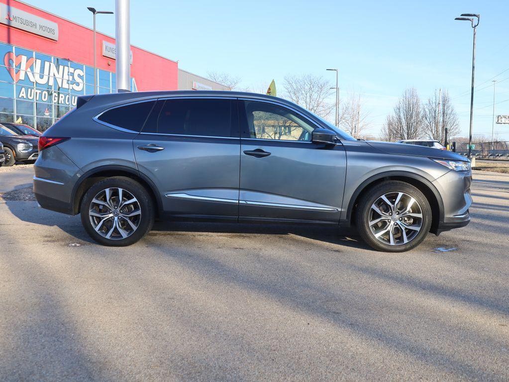 used 2024 Acura MDX car, priced at $37,277