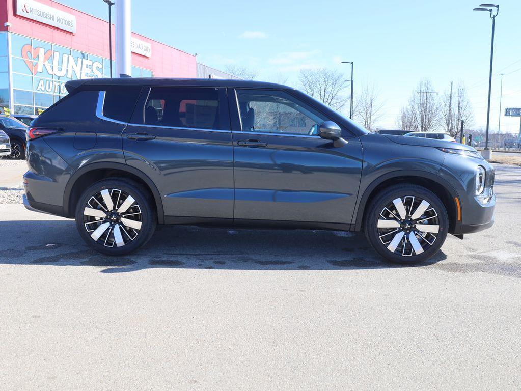new 2026 Mitsubishi Outlander car, priced at $34,875