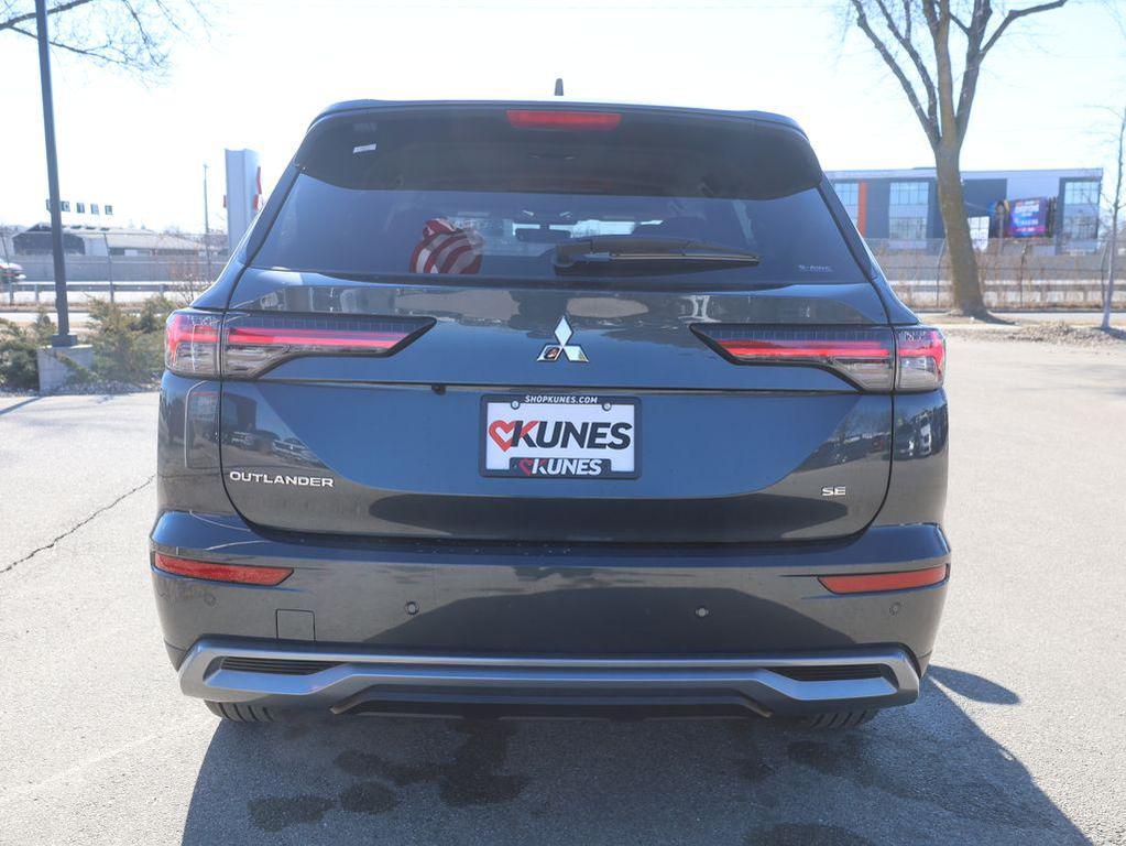 new 2026 Mitsubishi Outlander car, priced at $34,875