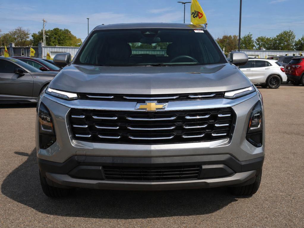 used 2026 Chevrolet Equinox car, priced at $31,014