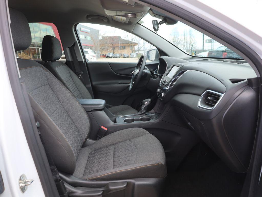 used 2024 Chevrolet Equinox car, priced at $22,914