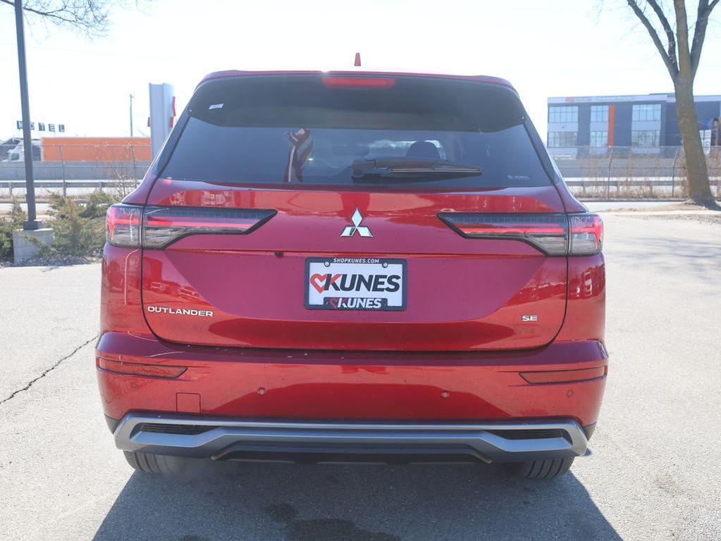 new 2026 Mitsubishi Outlander car, priced at $38,920