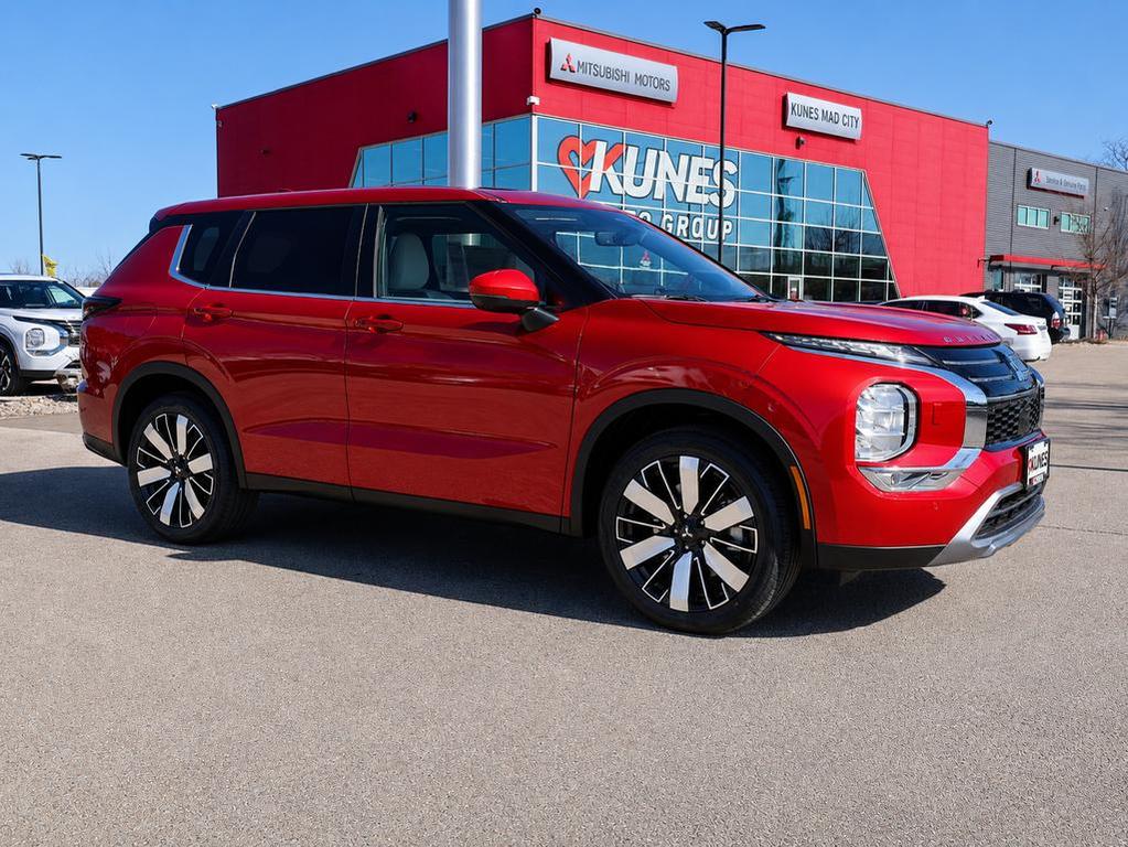 new 2026 Mitsubishi Outlander car, priced at $38,557
