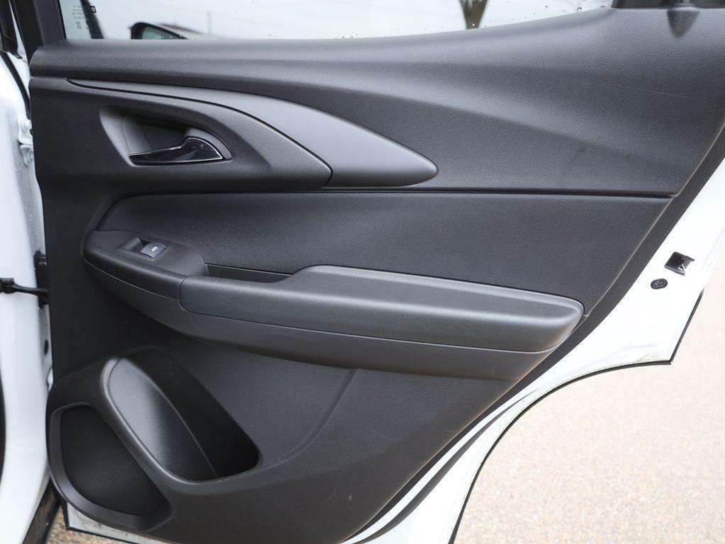 used 2025 Chevrolet TrailBlazer car, priced at $23,977