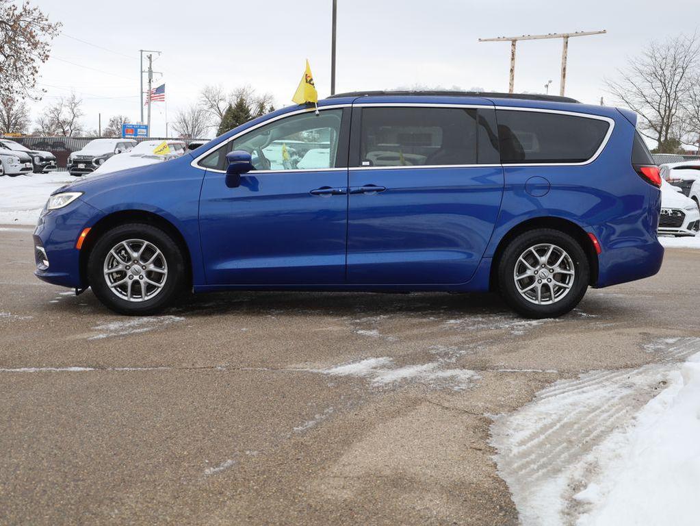 used 2021 Chrysler Pacifica car, priced at $21,977