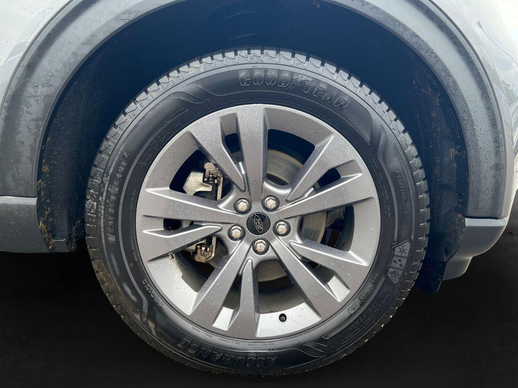 used 2022 Ford Explorer car, priced at $29,314