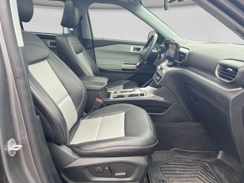 used 2022 Ford Explorer car, priced at $29,314
