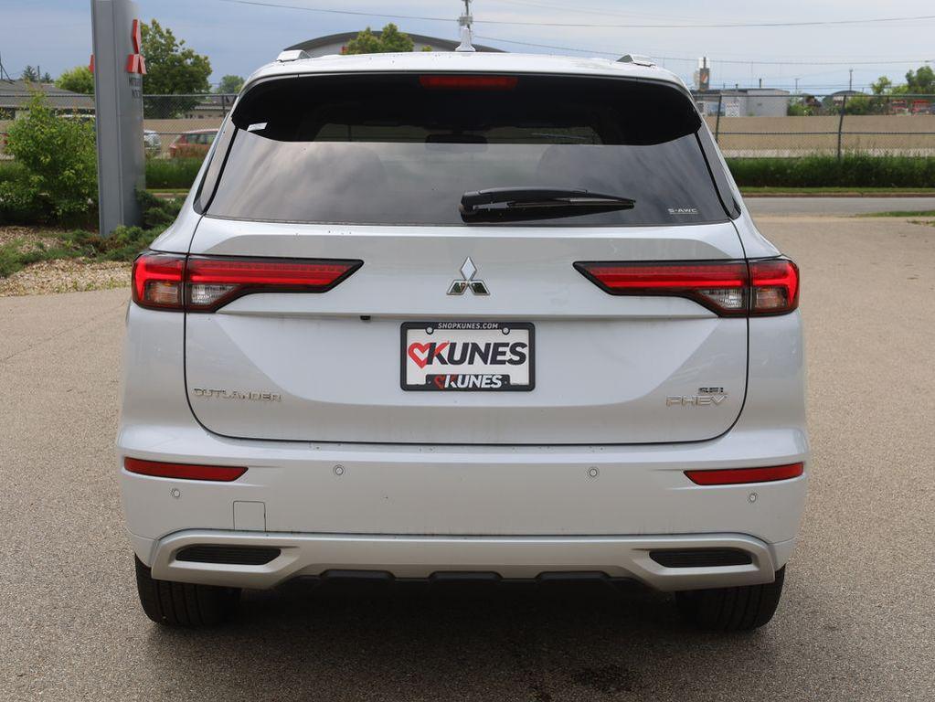 new 2025 Mitsubishi Outlander PHEV car, priced at $45,160