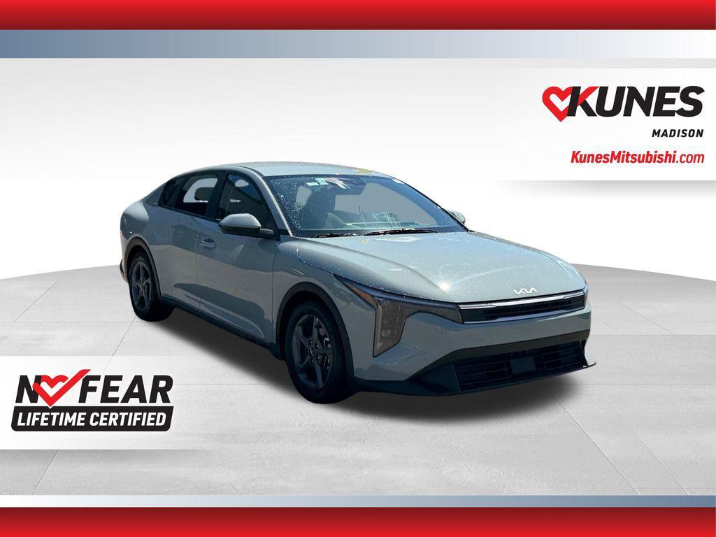 used 2025 Kia K4 car, priced at $21,627