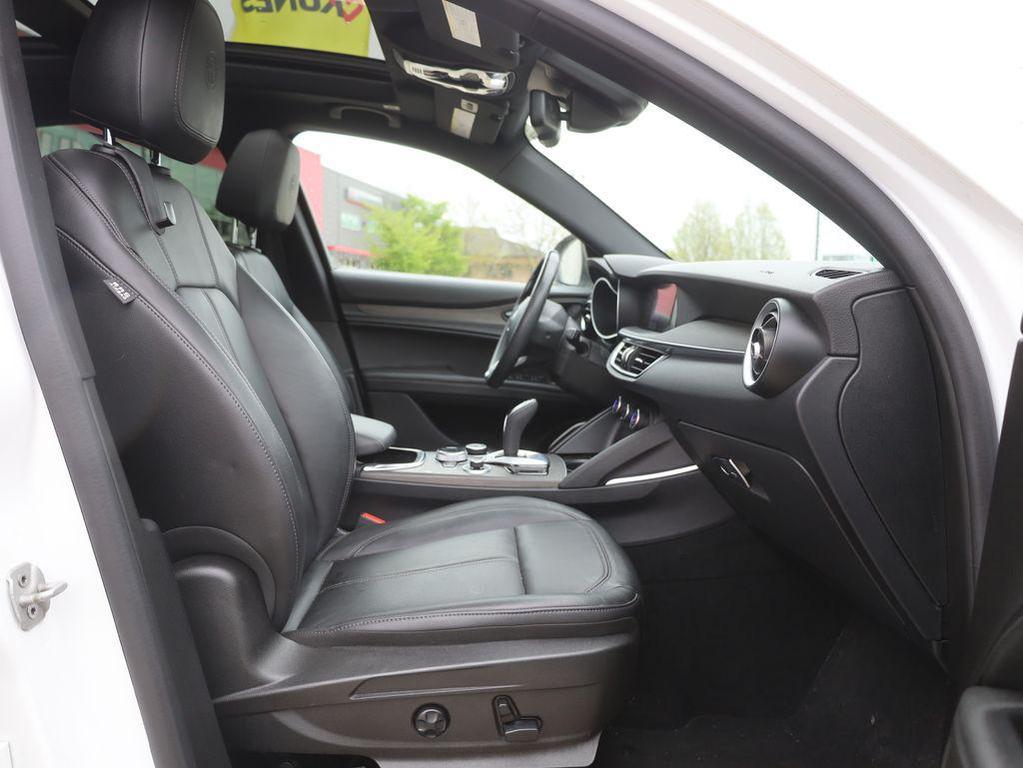 used 2022 Alfa Romeo Stelvio car, priced at $20,914