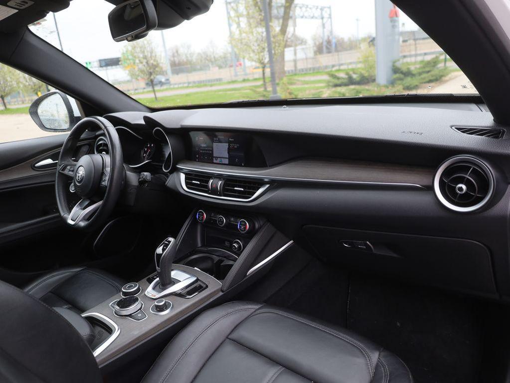 used 2022 Alfa Romeo Stelvio car, priced at $20,914