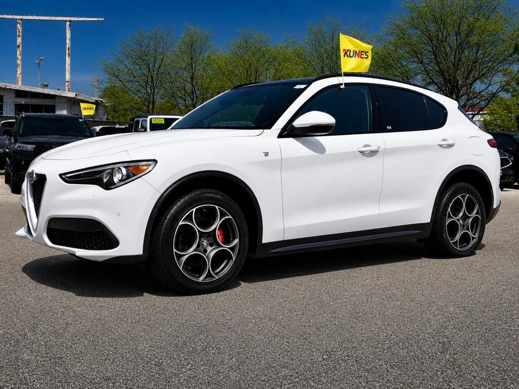 used 2022 Alfa Romeo Stelvio car, priced at $20,914