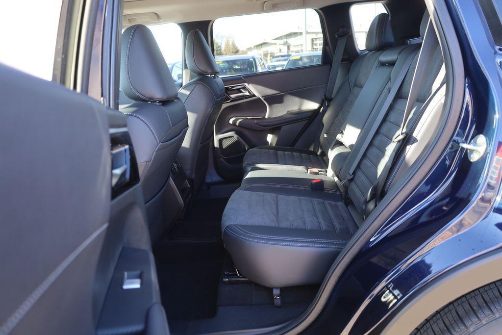 new 2025 Mitsubishi Outlander PHEV car, priced at $39,010