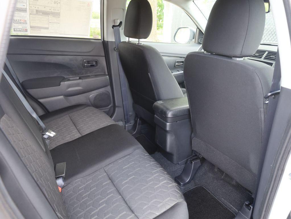 new 2025 Mitsubishi Outlander Sport car, priced at $28,900