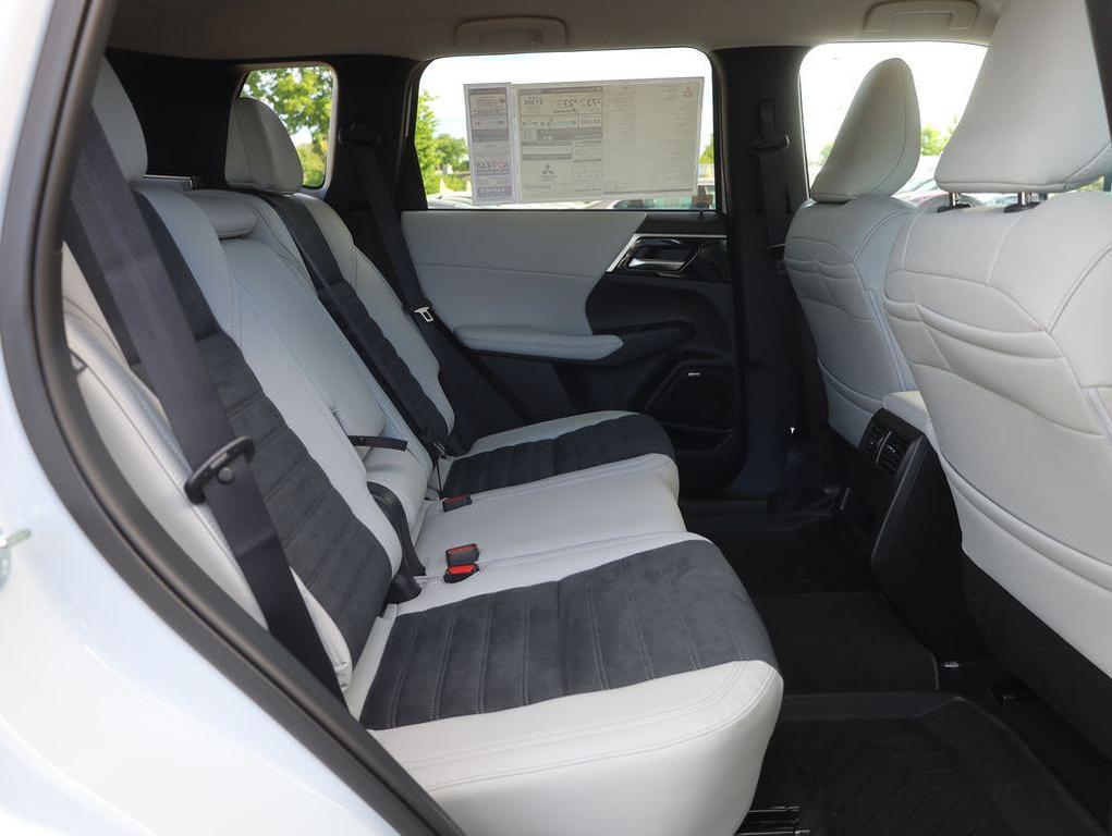 new 2026 Mitsubishi Outlander car, priced at $45,497