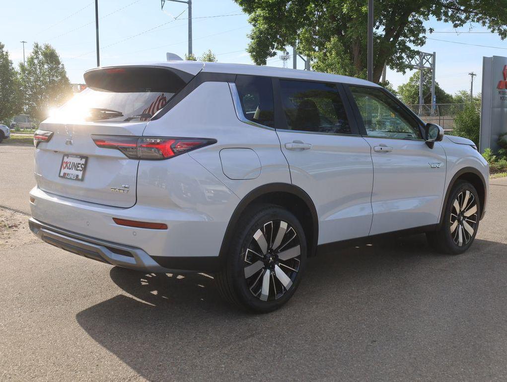 new 2026 Mitsubishi Outlander car, priced at $45,497