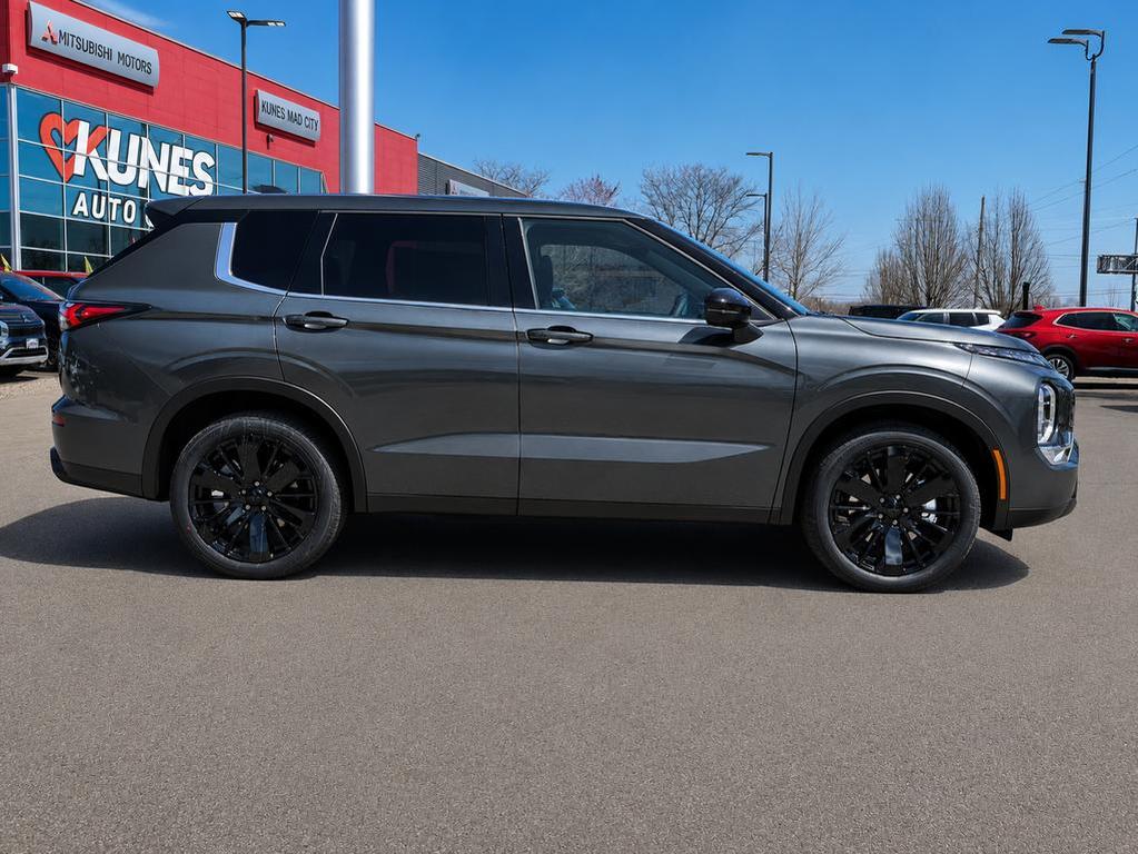 new 2026 Mitsubishi Outlander car, priced at $32,542