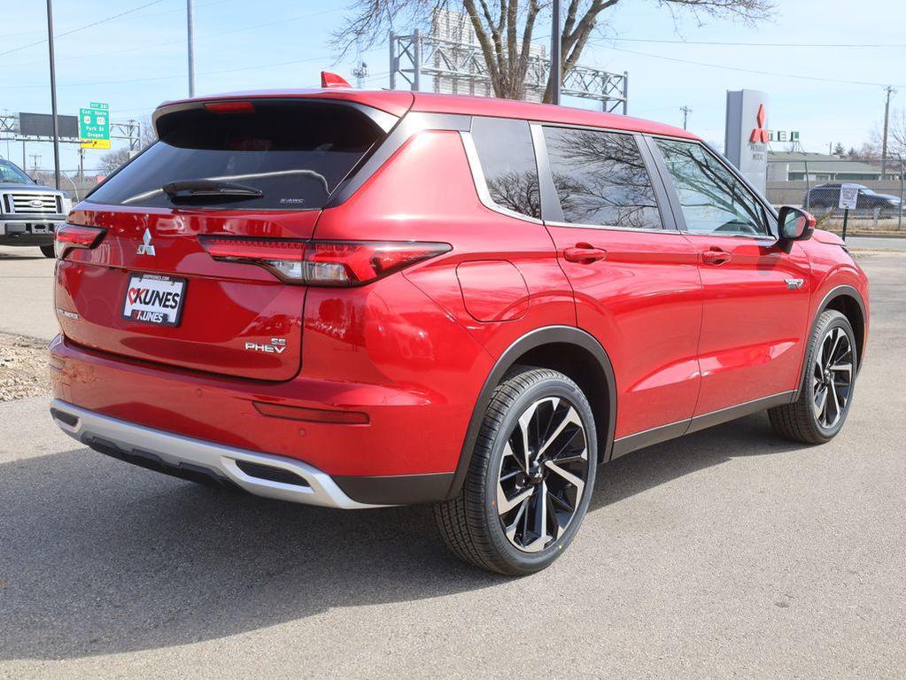 new 2025 Mitsubishi Outlander PHEV car, priced at $37,605