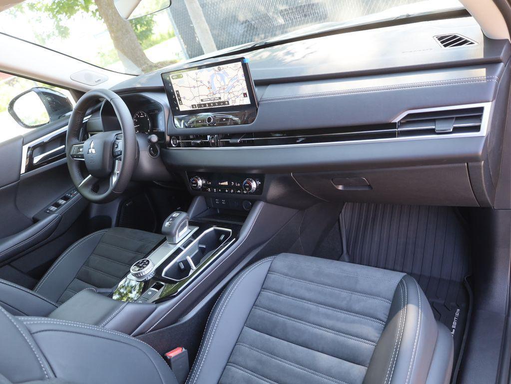 new 2026 Mitsubishi Outlander car, priced at $39,450