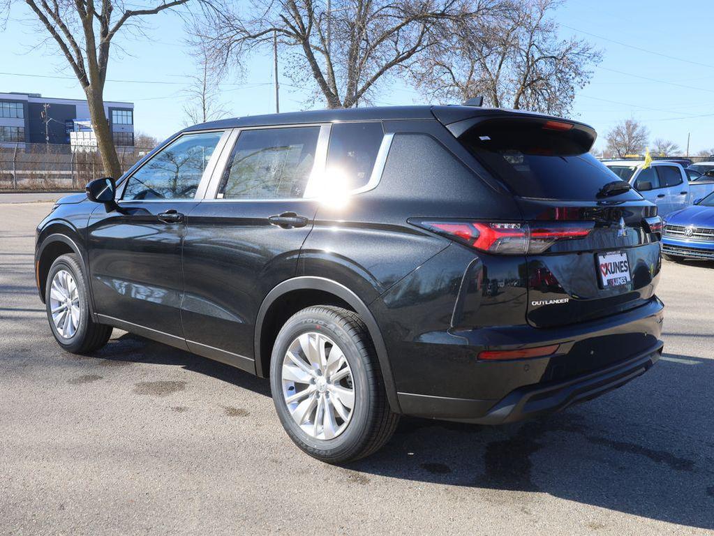 new 2026 Mitsubishi Outlander car, priced at $31,725