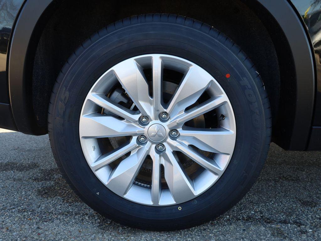 new 2026 Mitsubishi Outlander car, priced at $31,725