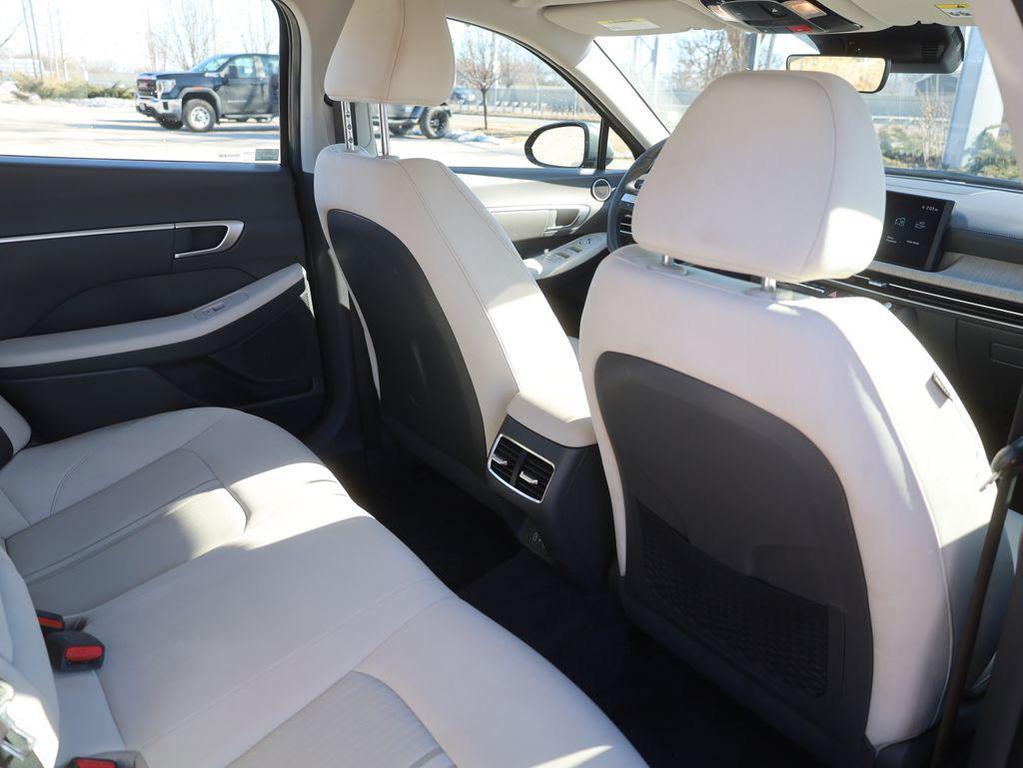 used 2025 Hyundai Sonata Hybrid car, priced at $24,277