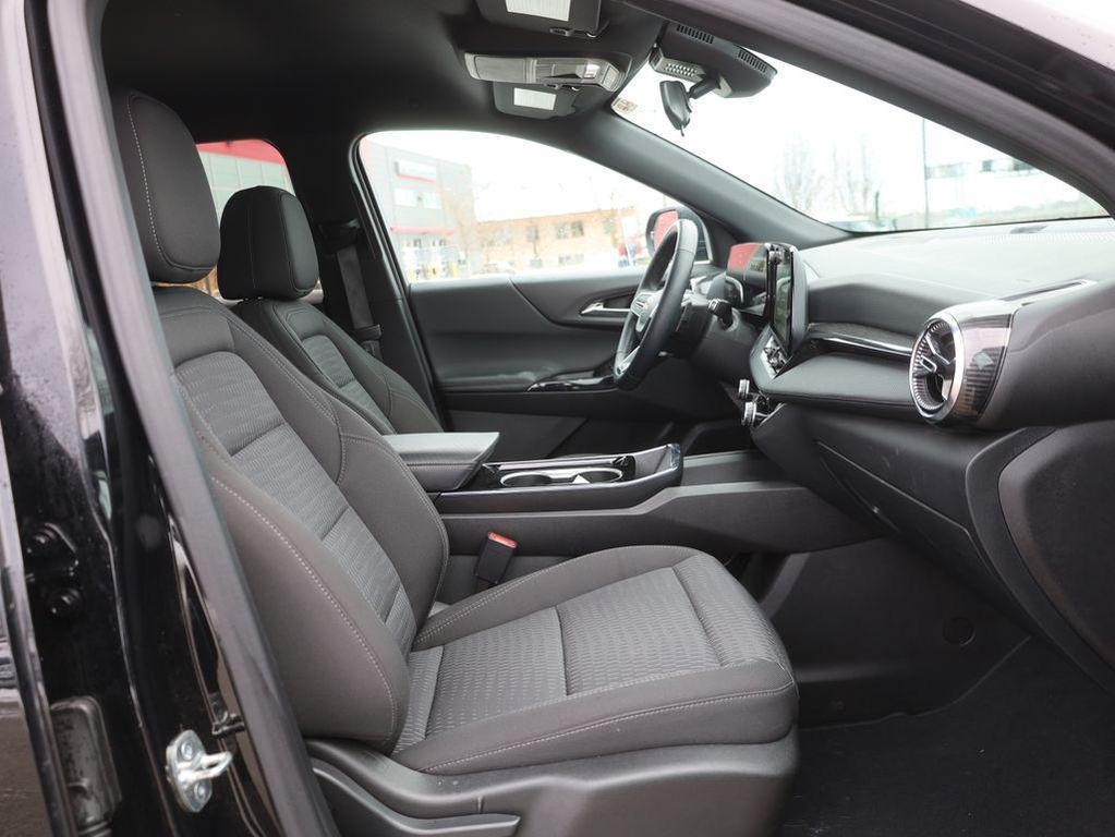 used 2025 Chevrolet Equinox car, priced at $27,777