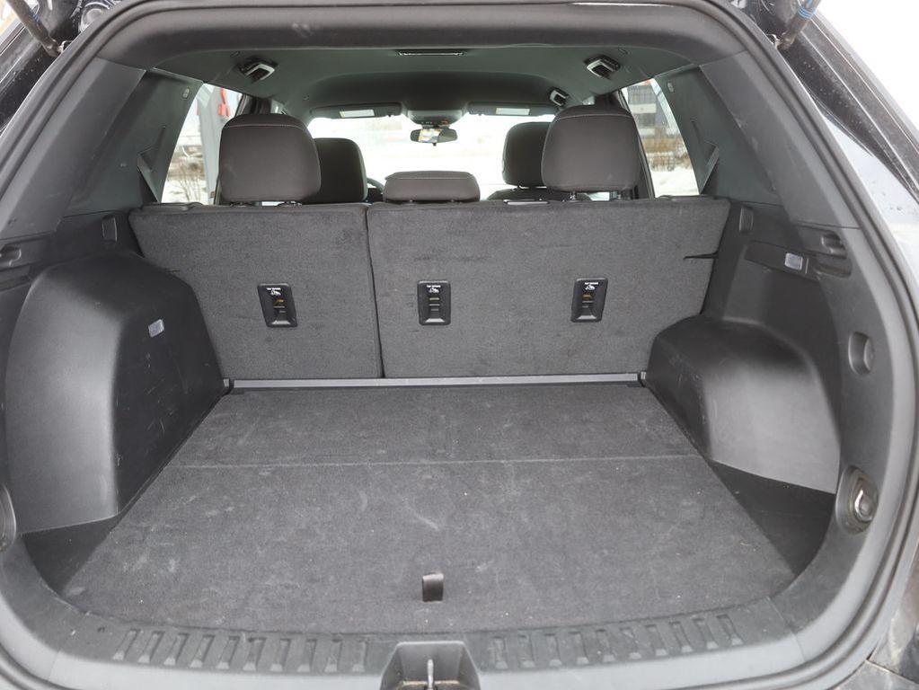 used 2025 Chevrolet Equinox car, priced at $27,777