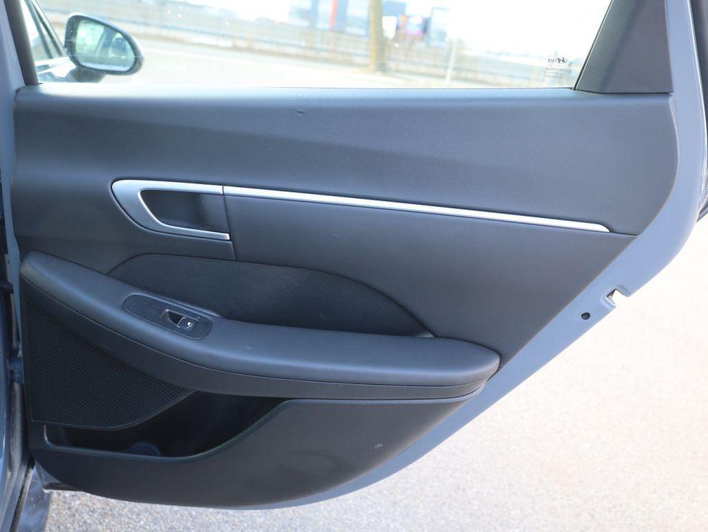 used 2025 Hyundai Sonata Hybrid car, priced at $23,477