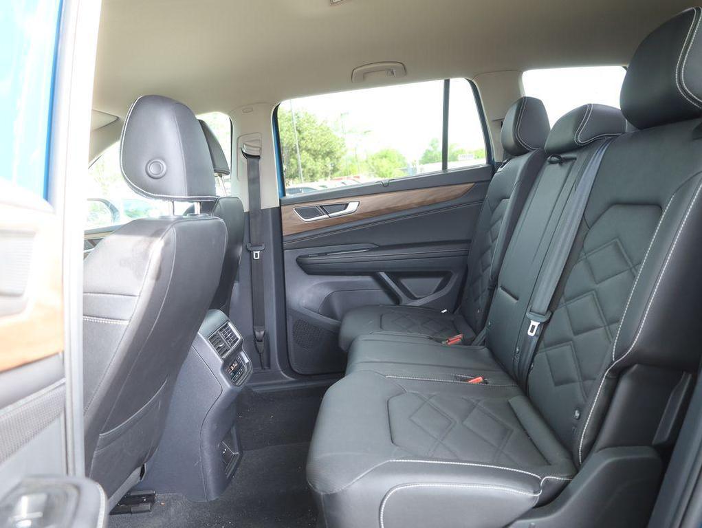 used 2026 Volkswagen Atlas car, priced at $41,327