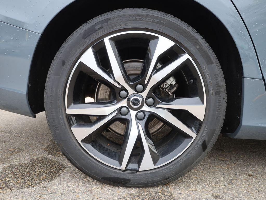 used 2024 Volvo S60 car, priced at $22,977