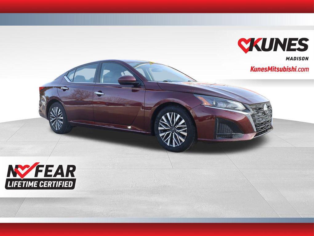 used 2023 Nissan Altima car, priced at $16,677