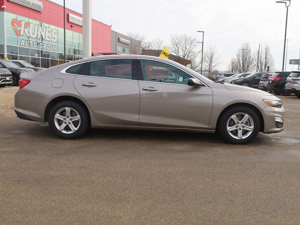 used 2024 Chevrolet Malibu car, priced at $17,614