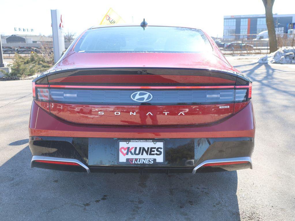 used 2025 Hyundai Sonata Hybrid car, priced at $24,977