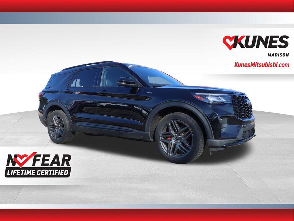 used 2025 Ford Explorer car, priced at $40,777