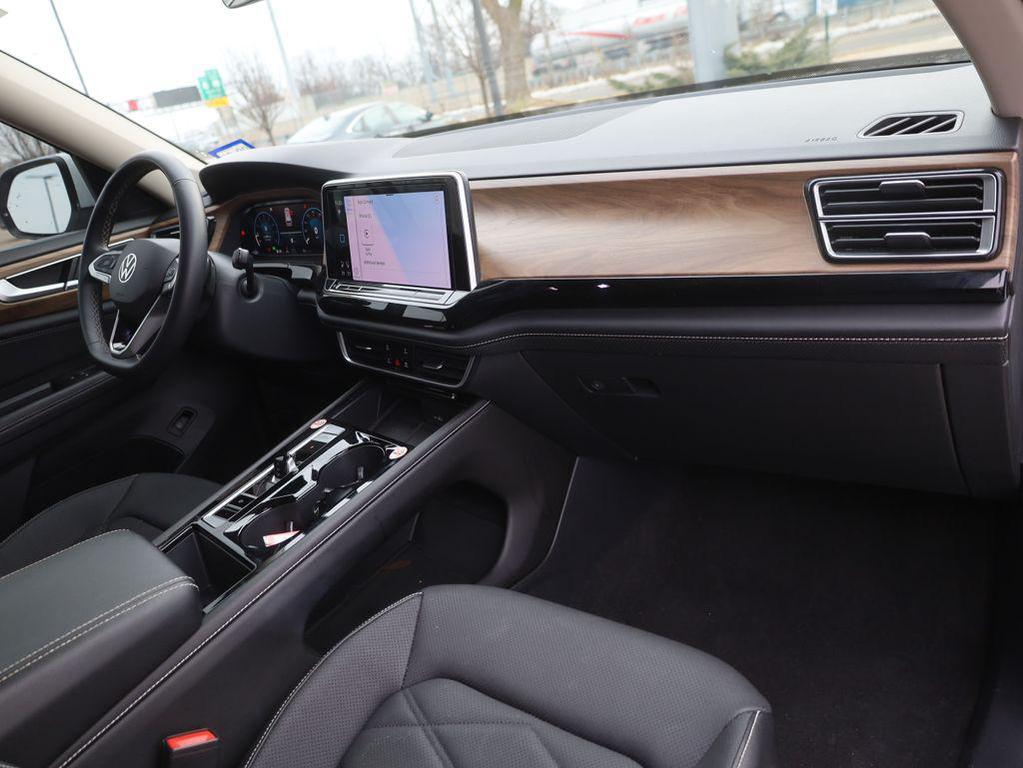 used 2024 Volkswagen Atlas car, priced at $28,977