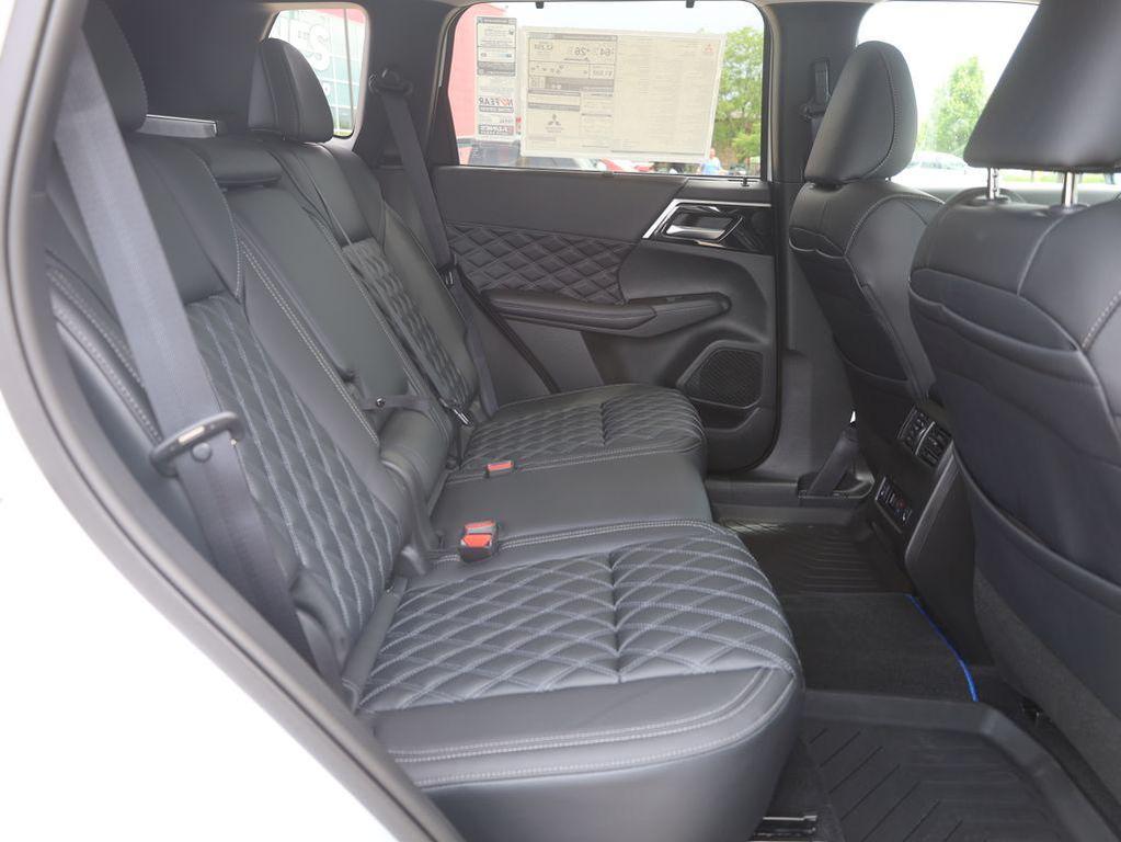 new 2025 Mitsubishi Outlander PHEV car, priced at $44,905