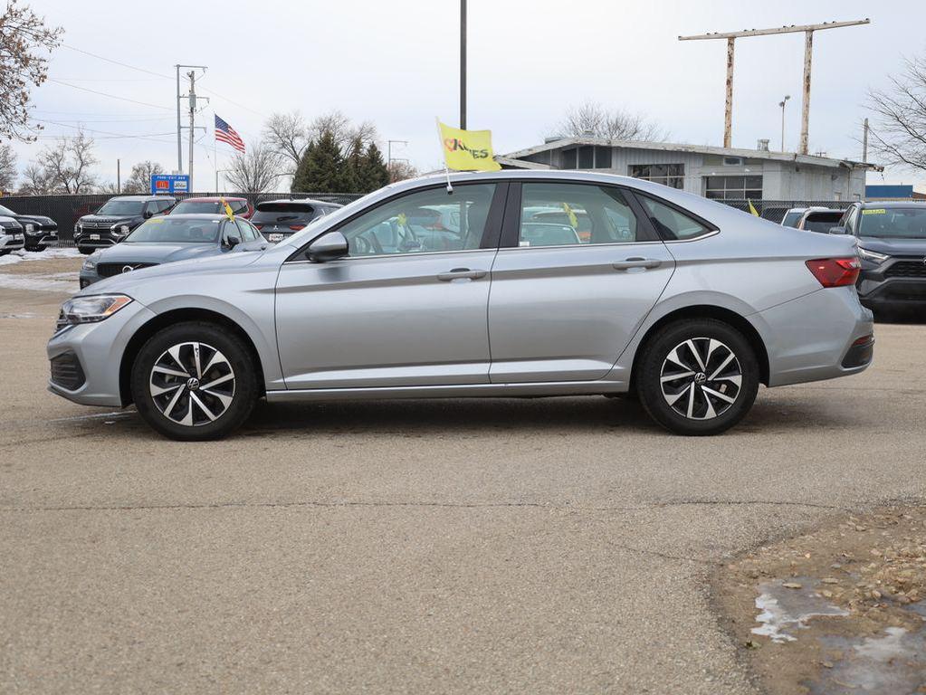 used 2024 Volkswagen Jetta car, priced at $16,977