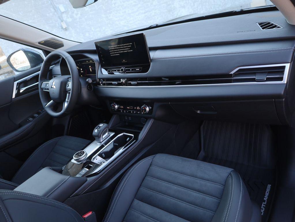 new 2026 Mitsubishi Outlander car, priced at $38,350