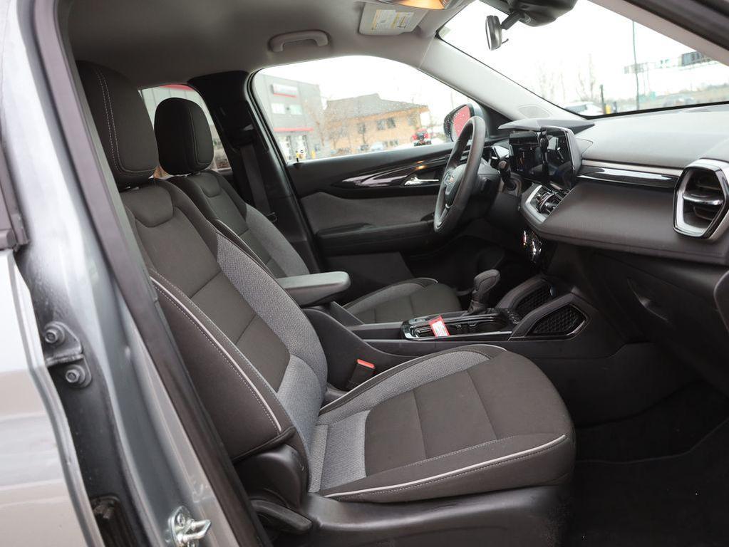 used 2025 Chevrolet TrailBlazer car, priced at $23,977