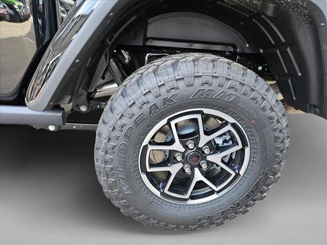 new 2026 Jeep Gladiator car, priced at $57,235