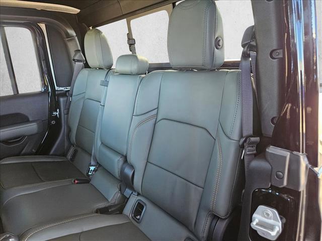 new 2026 Jeep Gladiator car, priced at $58,887