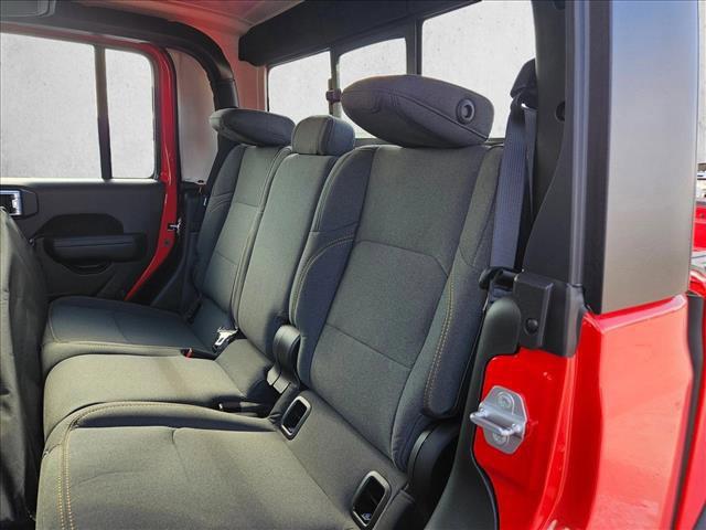 new 2026 Jeep Gladiator car, priced at $40,905