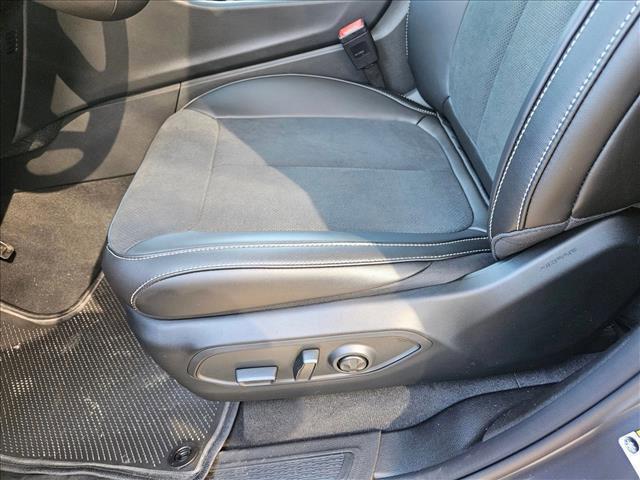 new 2025 Jeep Grand Cherokee car, priced at $39,277