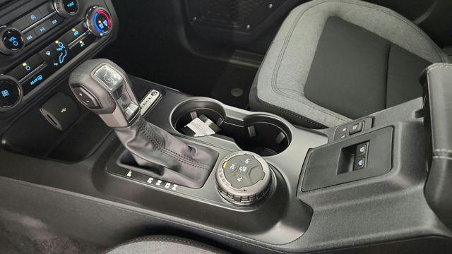 new 2025 Ford Bronco car, priced at $40,640