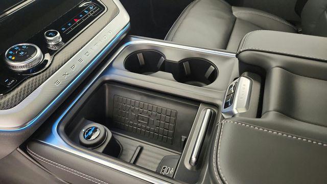 new 2025 Ford Expedition car, priced at $82,121