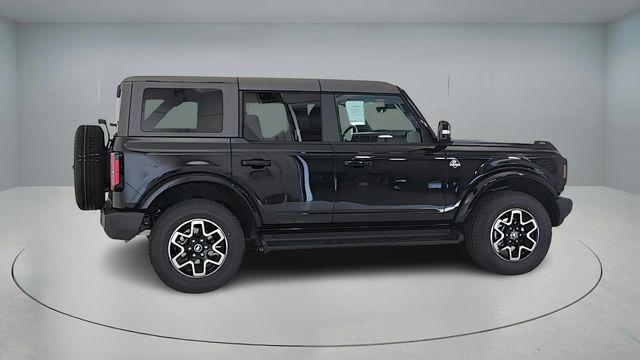 new 2025 Ford Bronco car, priced at $49,695